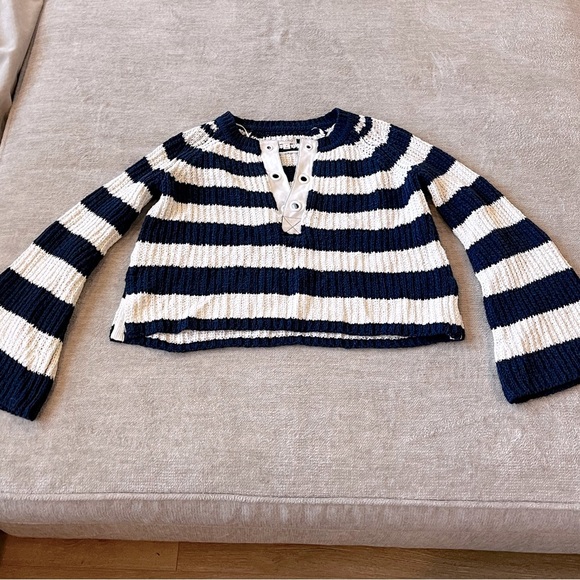 Pilcro Bell-Sleeve Henley Sweater Navy Striped M Nautical Anthropologie - Picture 2 of 6
